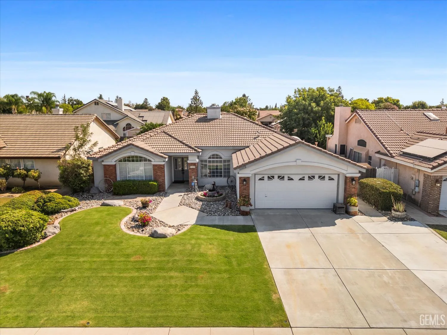 Bakersfield, California 93312, United States, 4 Bedrooms Bedrooms, ,2 BathroomsBathrooms,Residential,Active,212091