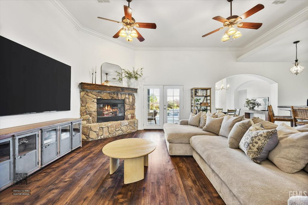 Photo of 15100 Dobbs Avenue, Bakersfield, CA 93314 (MLS # 202603045)