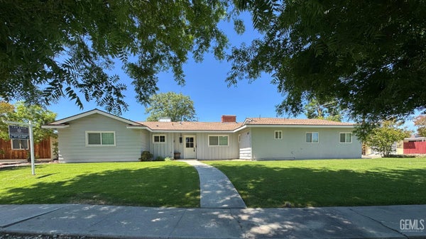 905 BELL AVE, TAFT, CA 93268 - Image 40e41e5e0975b84a4e73d9c336fcc2b0/83540984