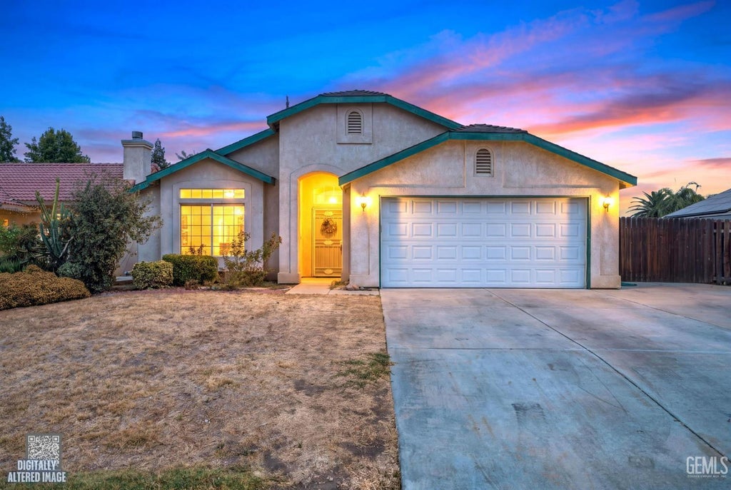 Photo of 4500 Kaytlain Avenue, Bakersfield, CA 93313 (MLS # 202609989)