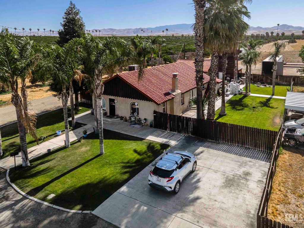 Photo of 113 S Pepper Drive, Bakersfield, CA 93307 (MLS # 202511151)