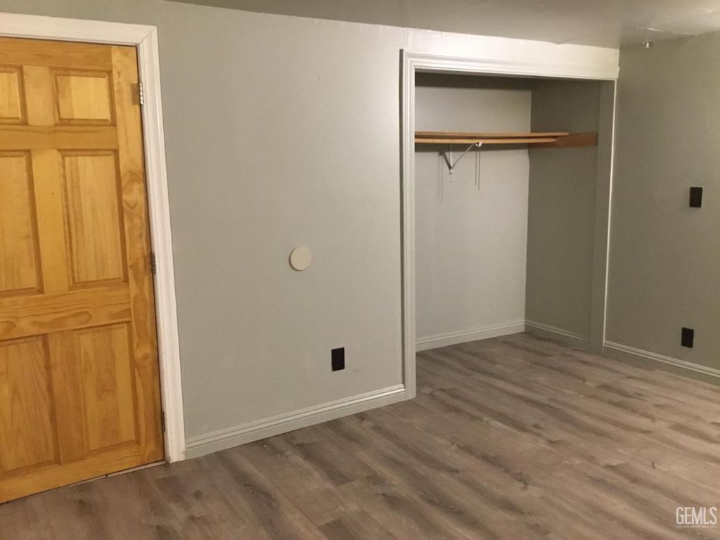 Photo of 1406 Grace Street, Bakersfield, CA 93305 (MLS # 202511400)