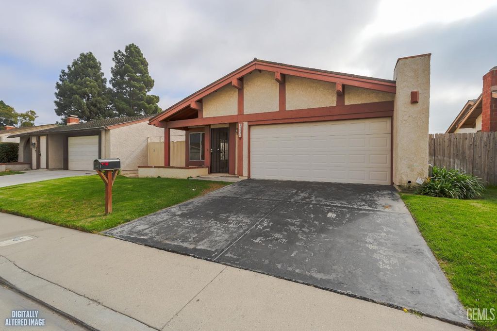 Photo of 6348 Swallow Street, Ventura, CA 93003 (MLS # 202602185)