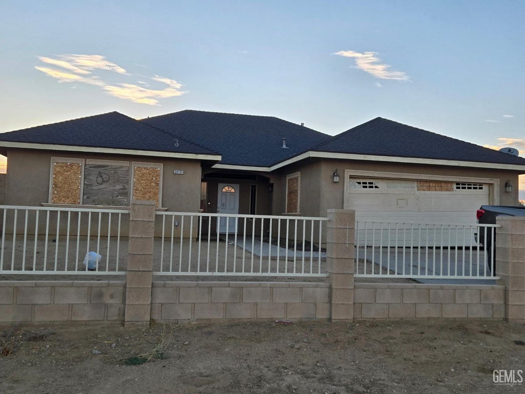 Photo of 20731 71st Street, California City, CA 93505 (MLS # 202610444)