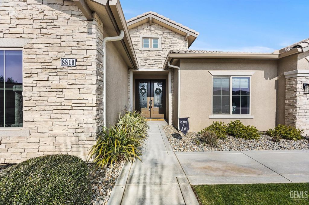 Photo of 8818 Kenwick Street, Bakersfield, CA 93314 (MLS # 202600720)