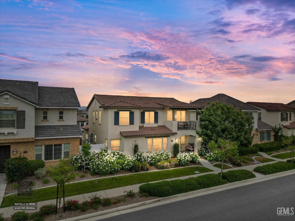 Photo of 11900 Campus Park Drive, Bakersfield, CA 93311 (MLS # 202603368)