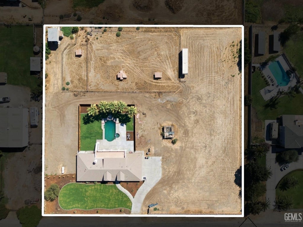 Photo of 13830 Eberle Road, Bakersfield, CA 93313 (MLS # 202609693)