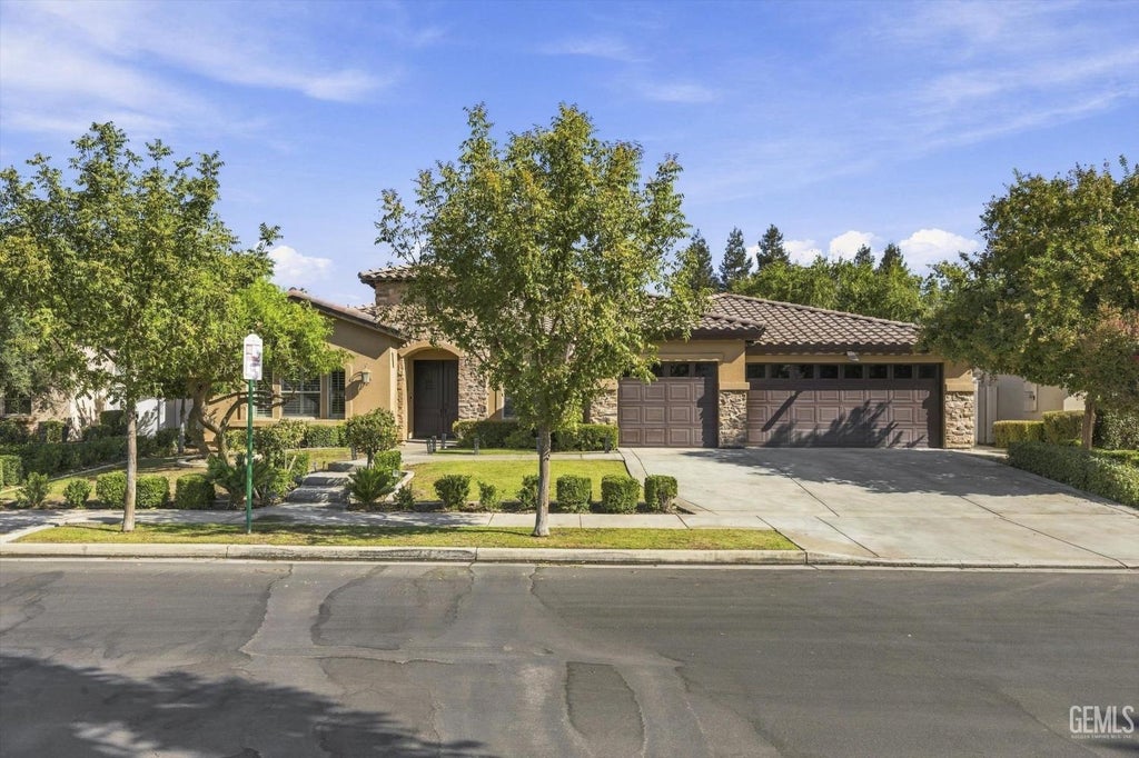 Photo of 12120 Parkerhill Drive, Bakersfield, CA 93311 (MLS # 202610249)