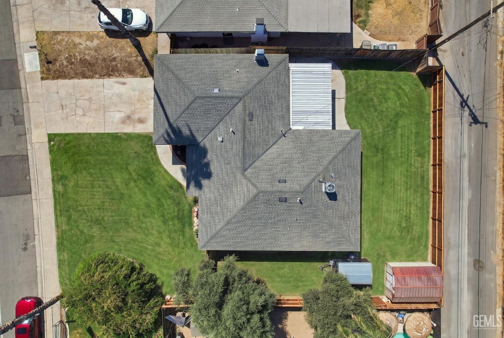 Photo of 4609 Monitor Street, Bakersfield, CA 93307 (MLS # 202610131)