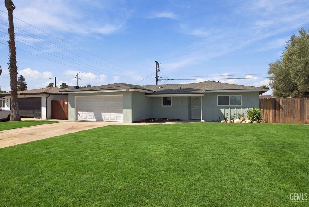 Photo of 4609 Monitor Street, Bakersfield, CA 93307 (MLS # 202610131)