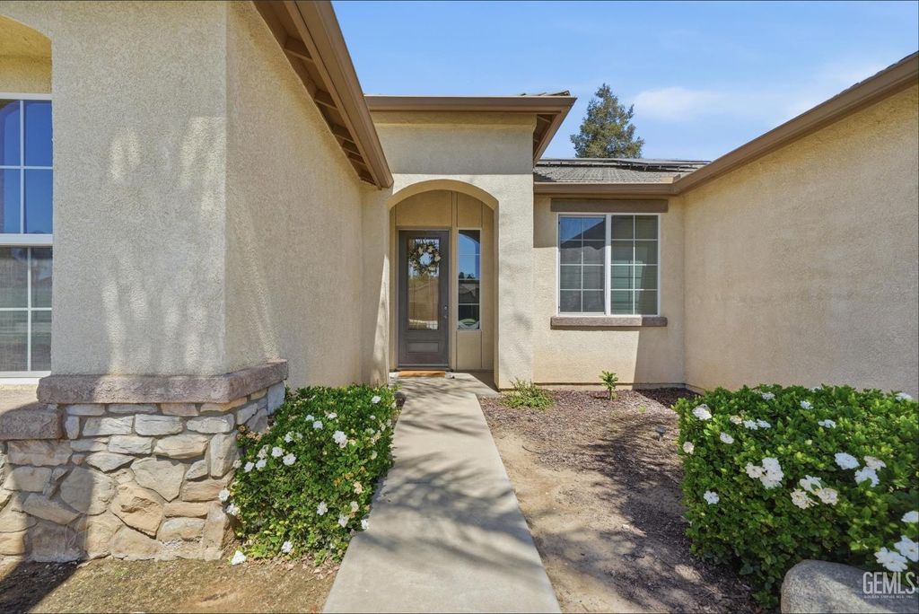 Photo of 7214 Sleepy Lagoon Drive, Bakersfield, CA 93312 (MLS # 202605130)