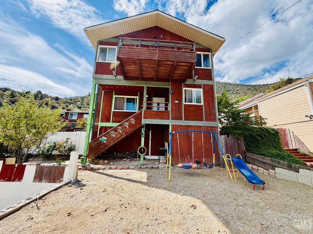 Photo of 3402 California Trl TRL, Frazier Park, CA 93225 (MLS # 202609696)