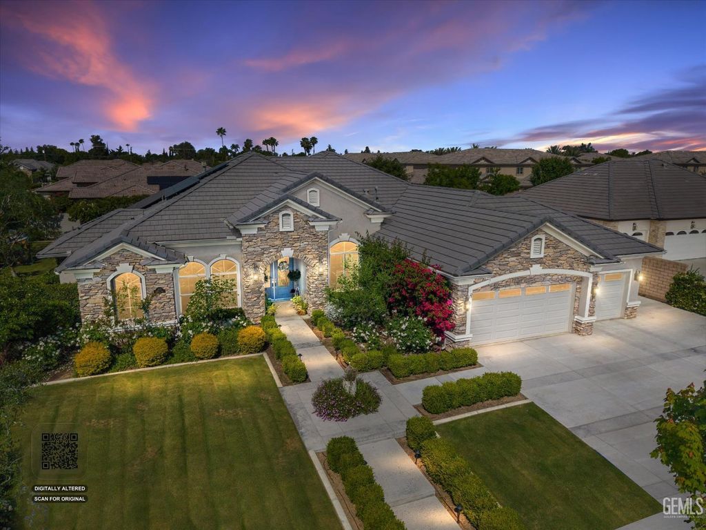 Photo of 1601 Pissarro Way, Bakersfield, CA 93314 (MLS # 202604105)