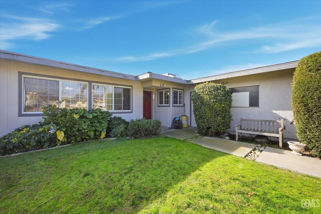 Photo of 2907 Gill Avenue, Bakersfield, CA 93306 (MLS # 202601044)