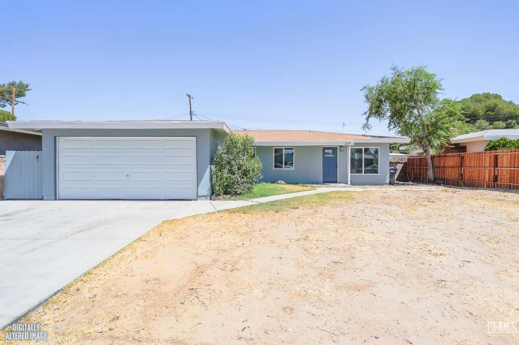 Photo of 339 E Kildare Street, Lancaster, CA 93535 (MLS # 202608054)