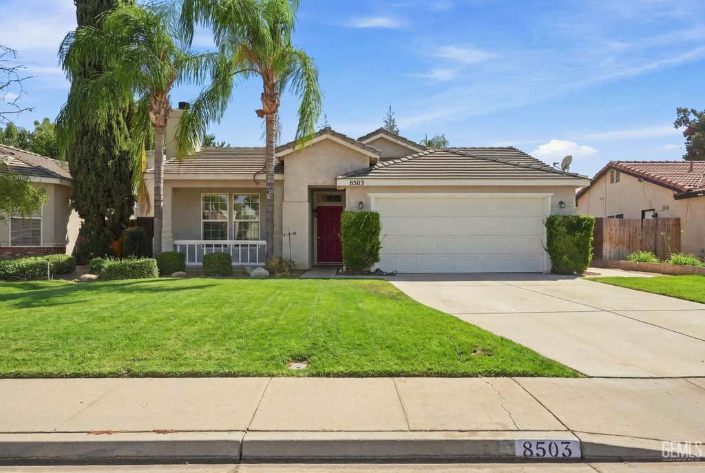 Photo of 8503 Windjammer Drive, Bakersfield, CA 93312 (MLS # 202608556)