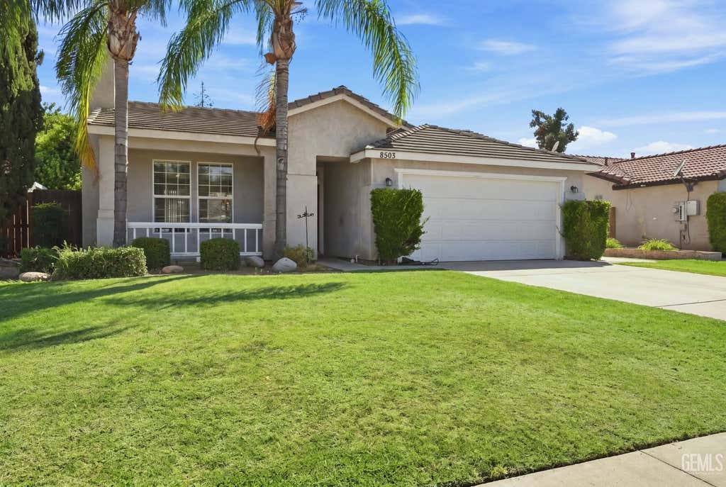 Photo of 8503 Windjammer Drive, Bakersfield, CA 93312 (MLS # 202608556)