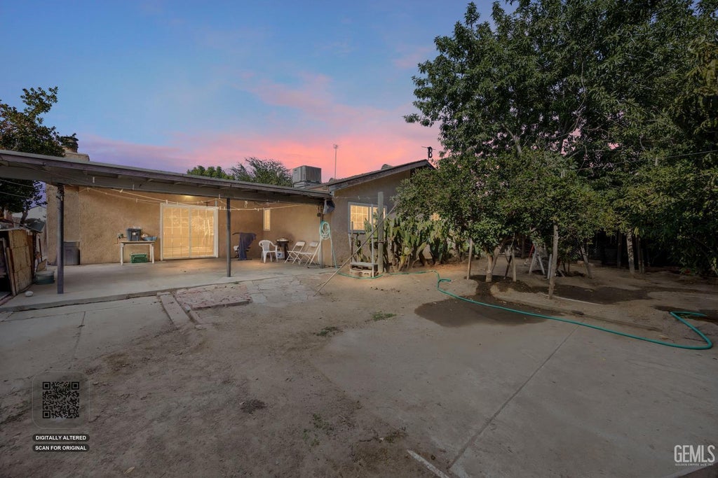 Photo of 2433 Sharon Court, Wasco, CA 93280 (MLS # 202610150)
