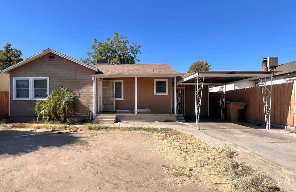 Photo of 1810 La France Drive, Bakersfield, CA 93304 (MLS # 202608368)