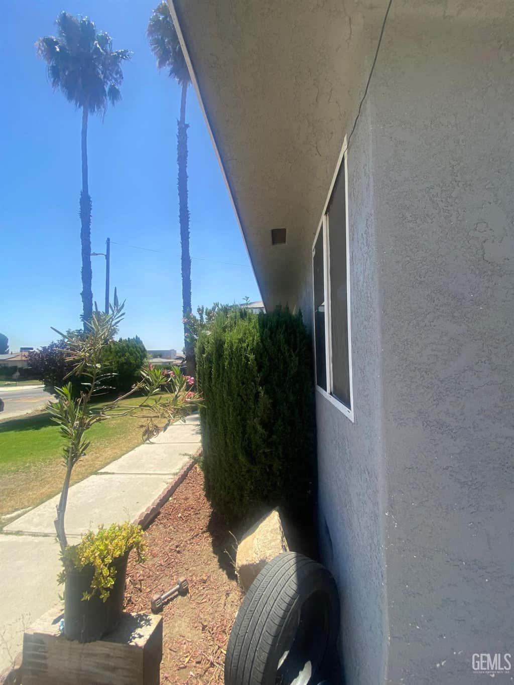 Photo of 3120 Center Street, Bakersfield, CA 93306 (MLS # 202607107)