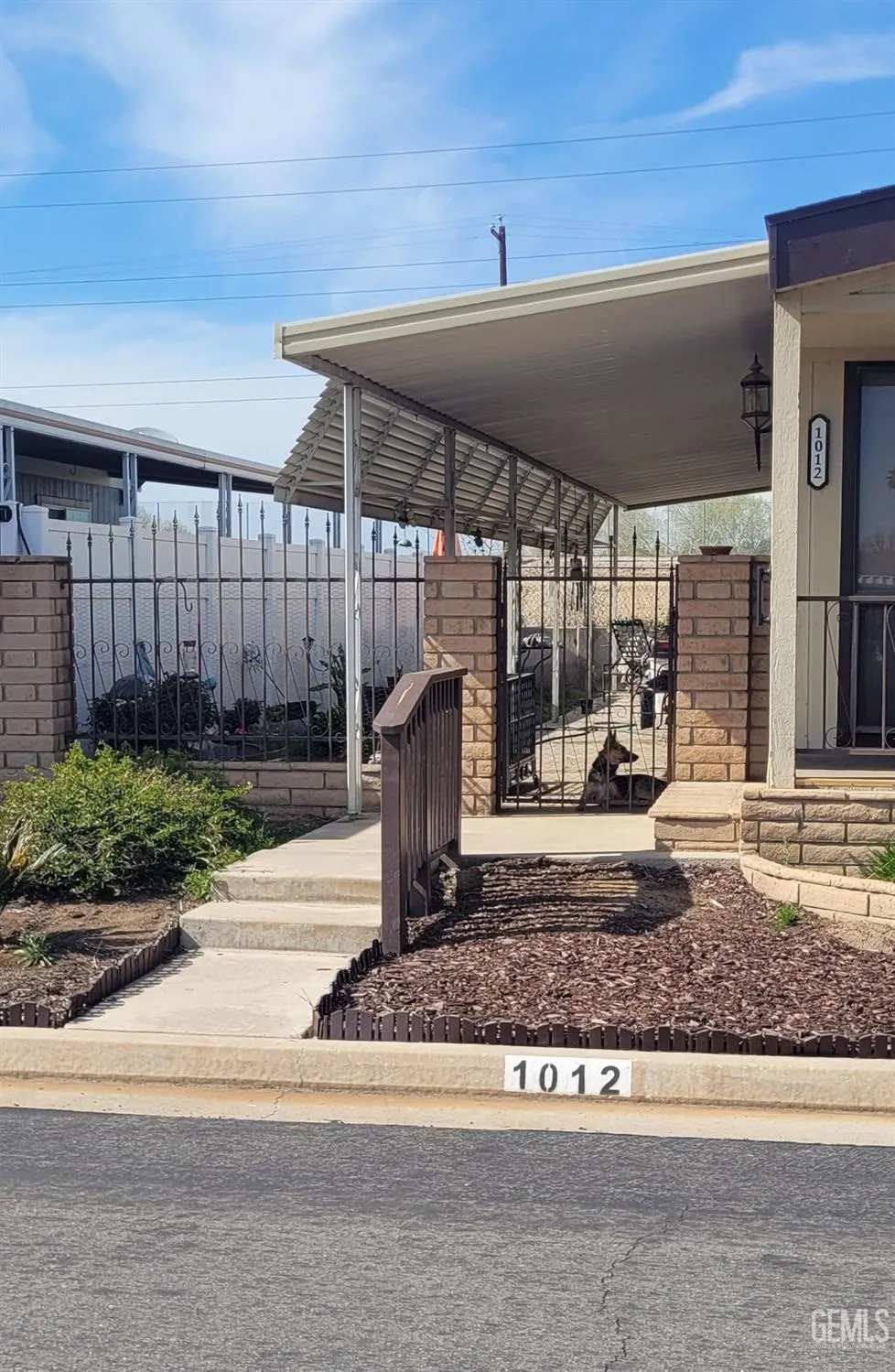 Bakersfield, California 93301, United States, 2 Bedrooms Bedrooms, ,2 BathroomsBathrooms,Residential,Active,90390