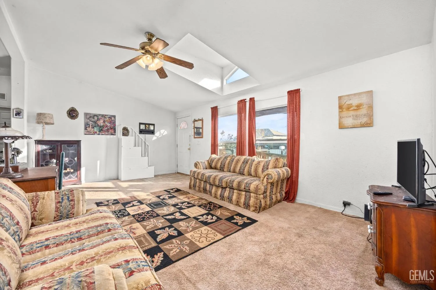 Taft, California 93268, United States, 5 Bedrooms Bedrooms, ,2 BathroomsBathrooms,Residential,Active,27972