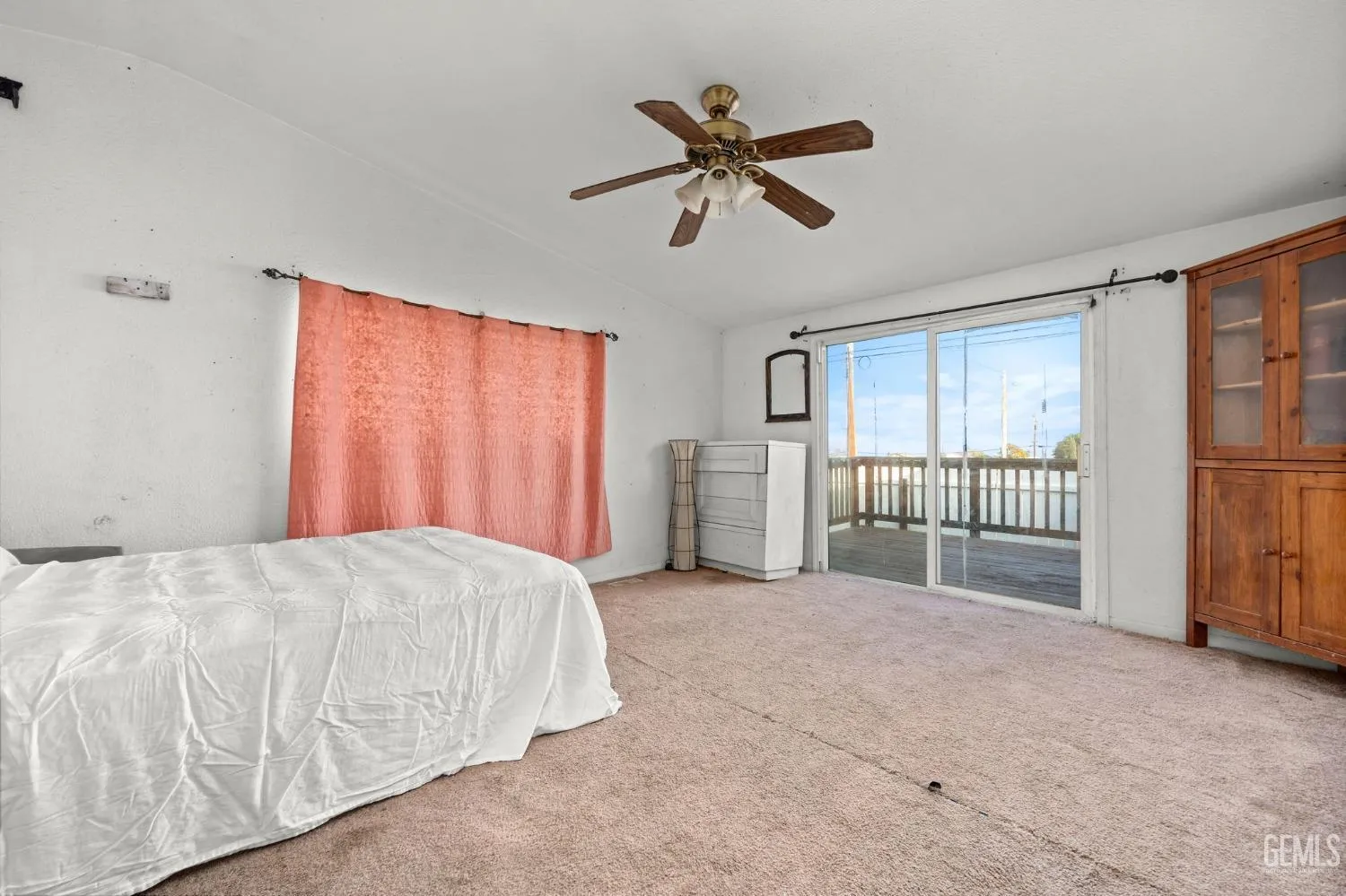 Taft, California 93268, United States, 5 Bedrooms Bedrooms, ,2 BathroomsBathrooms,Residential,Active,27972