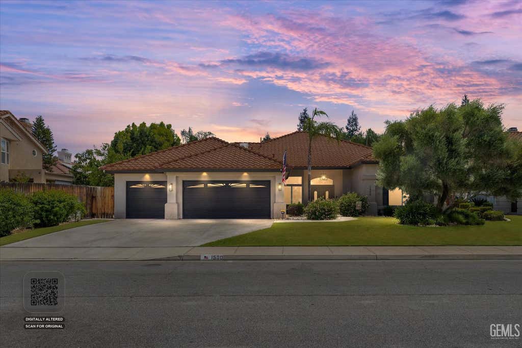 Photo of 1500 Wedgewood Drive, Bakersfield, CA 93311 (MLS # 202607530)