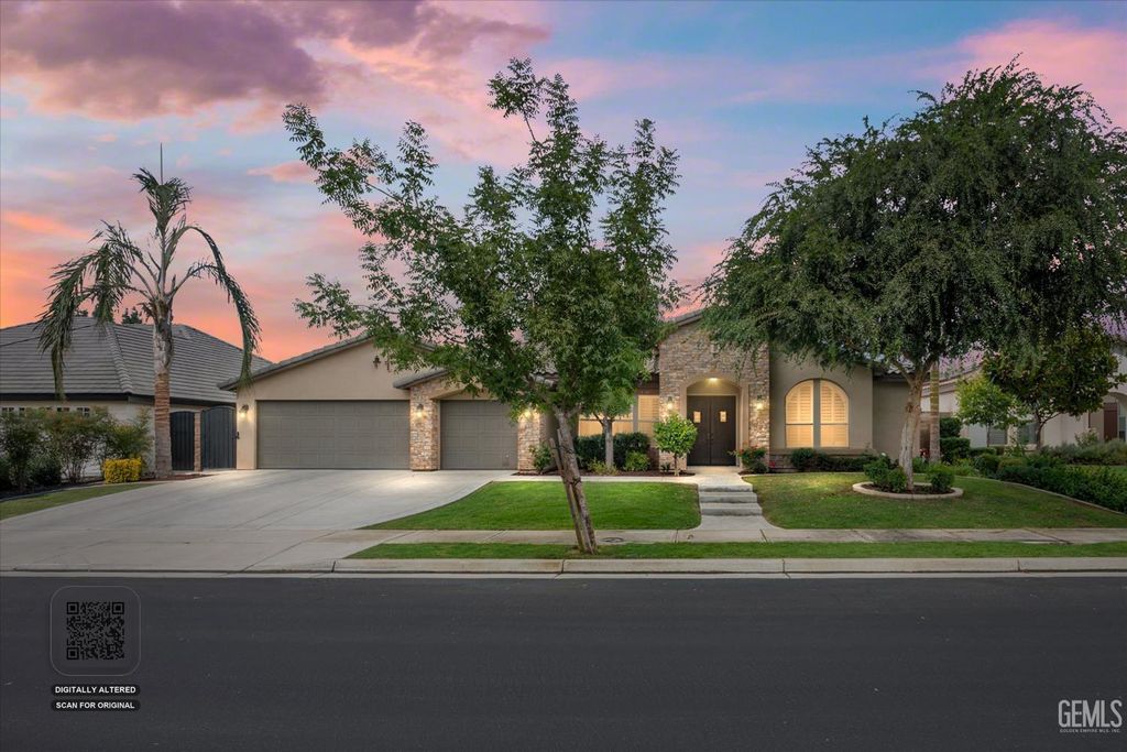 Photo of 6105 Prescott Forest Court, Bakersfield, CA 93314 (MLS # 202607495)