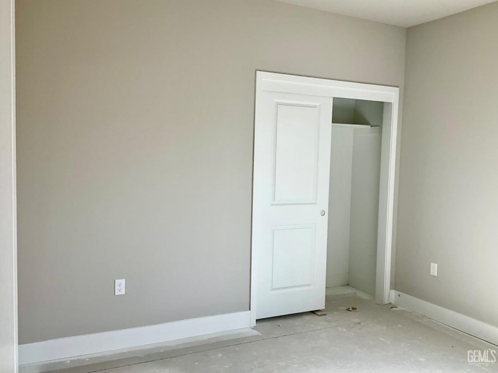 Photo of 7420 Snowy Owl Ln Ln, Bakersfield, CA 93306 (MLS # 202511211)