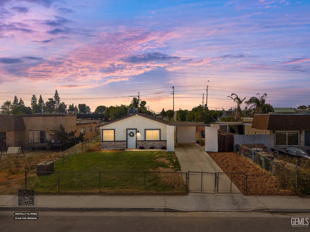 Photo of 5001 Lawrence Court, Bakersfield, CA 93309 (MLS # 202610309)