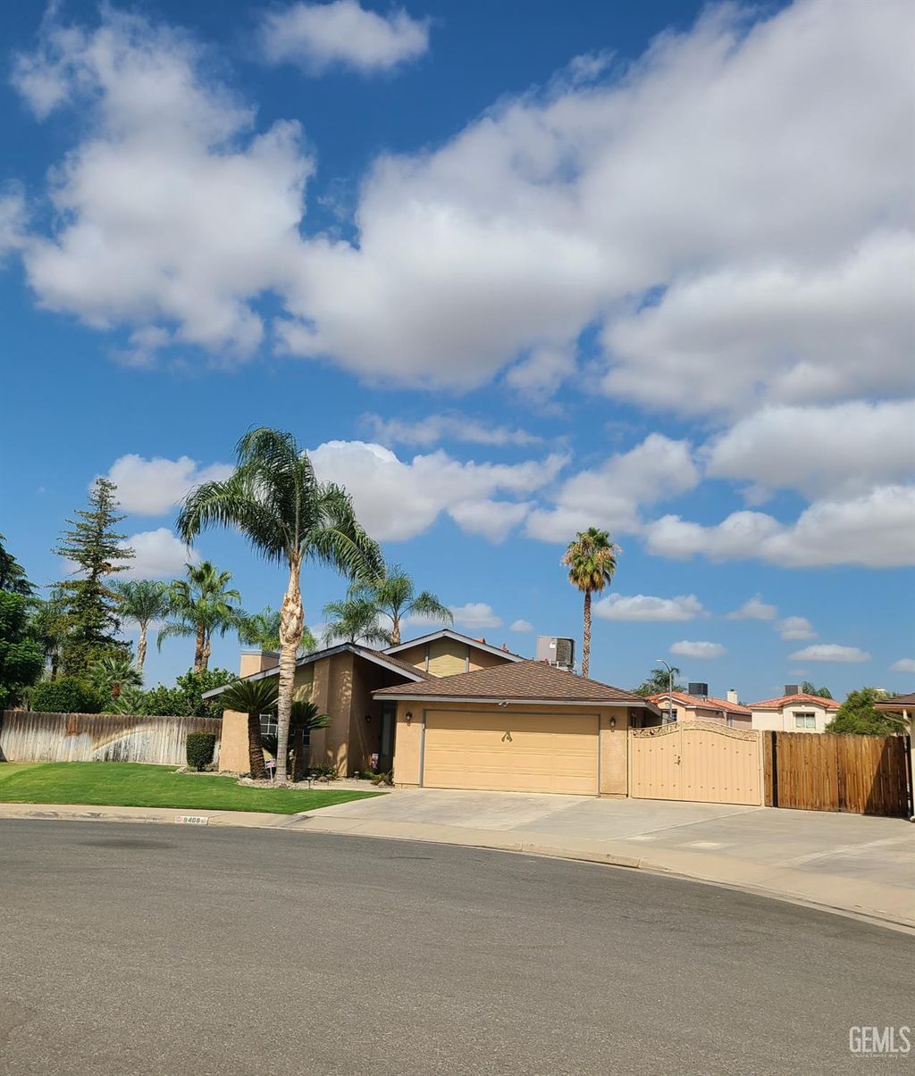 Photo of 9408 Nickam Court, Bakersfield, CA 93311 (MLS # 202510431)