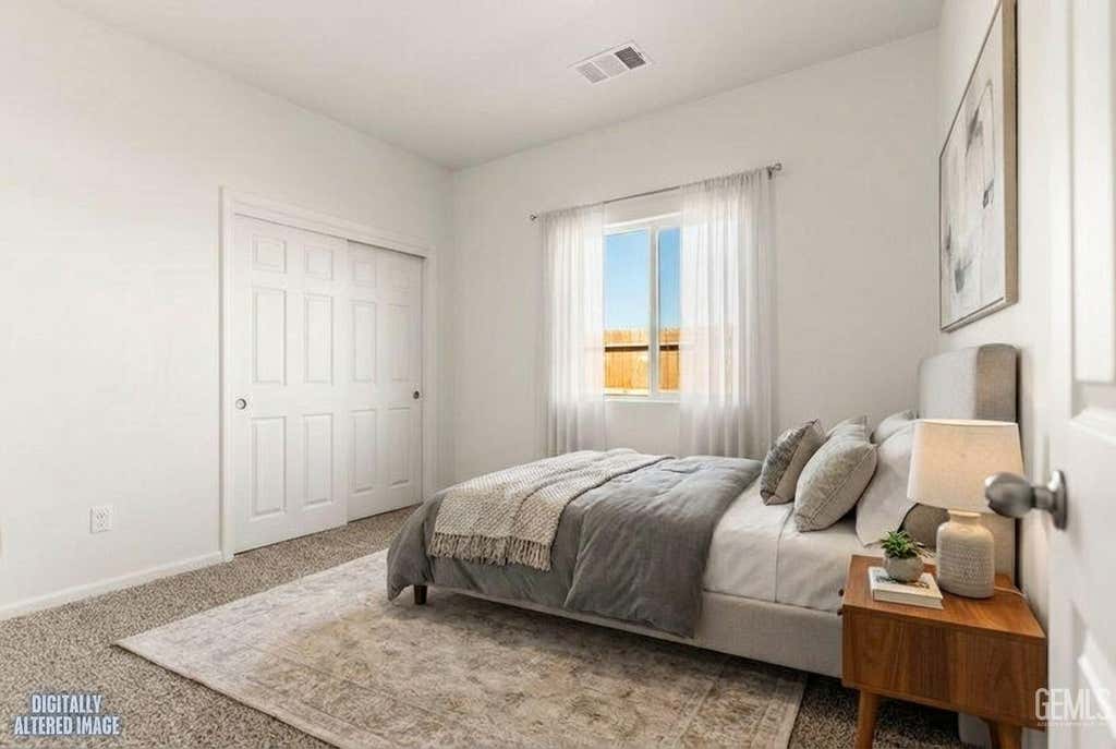 Photo of 1315 Naranja Avenue, Mc Farland, CA 93250 (MLS # 202607852)