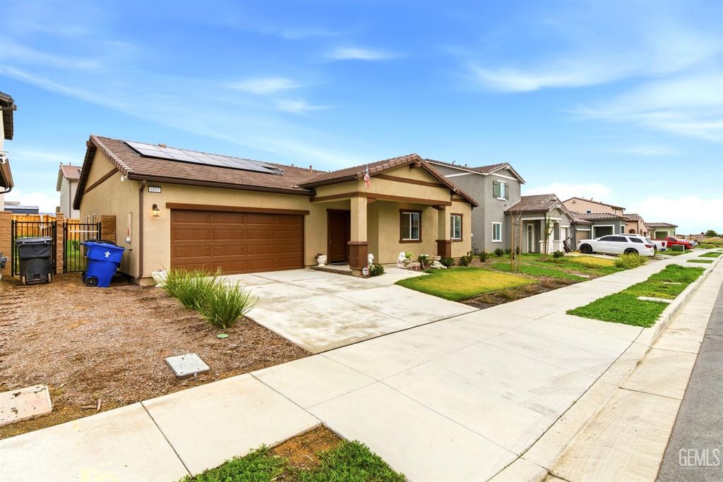 Photo of 6005 Cuzco Way, Bakersfield, CA 93306 (MLS # 202601007)