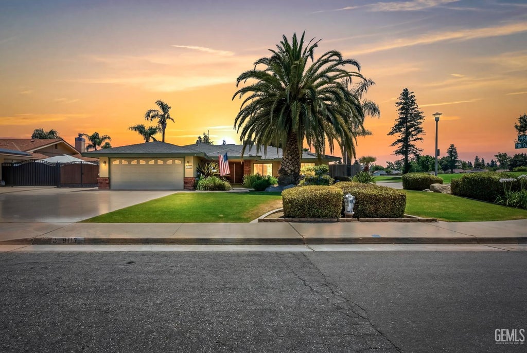 Photo of 9113 Bear Creek Road, Bakersfield, CA 93311 (MLS # 202609571)