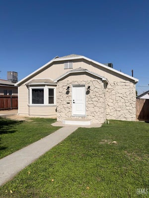 202 E SAN EMIDIO ST, TAFT, CA 93268 - Image 55bda75e65a08fa06e258cb14201d651/577178808