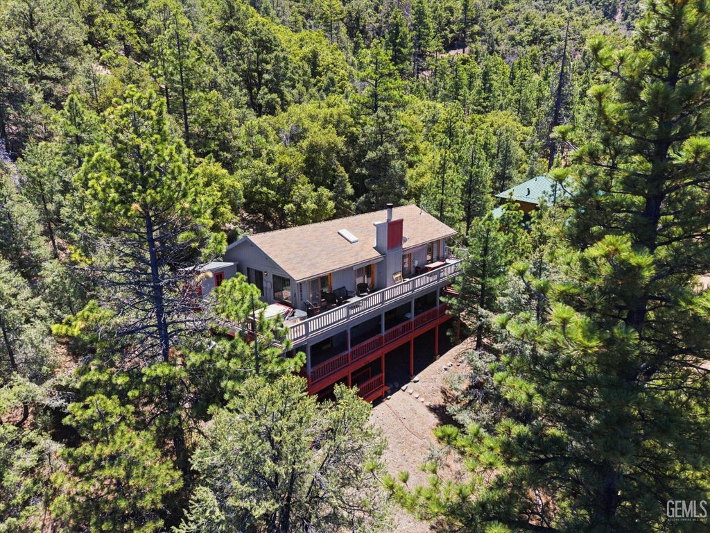 Photo of 1420 Dogwood Way, Pine Mountain Club, CA 93222 (MLS # 202606802)