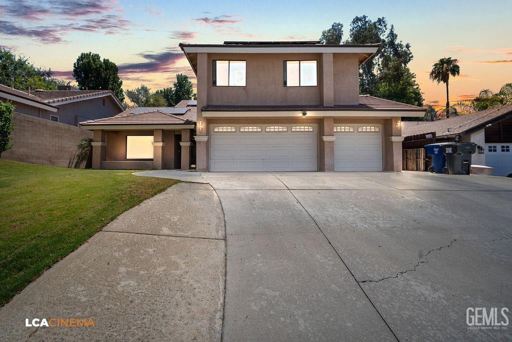 Photo of 2705 Vyn Drive, Bakersfield, CA 93306 (MLS # 202607441)