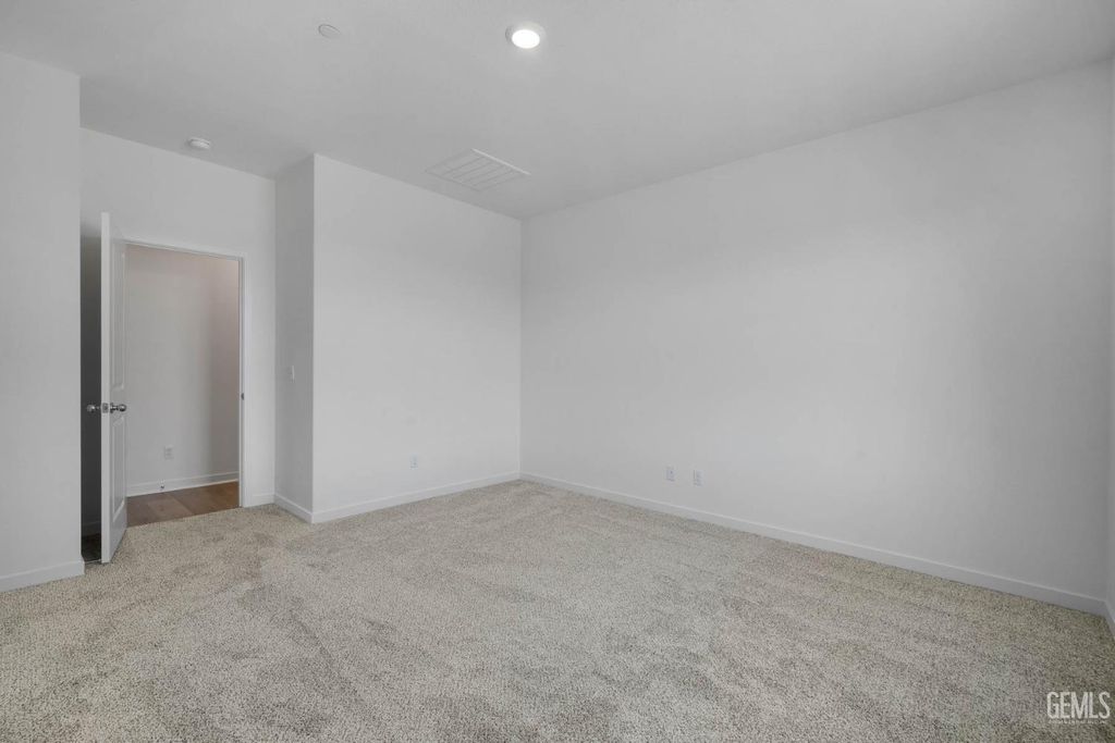 Photo of 4918 Beaverhead Avenue, Bakersfield, CA 93306 (MLS # 202510456)