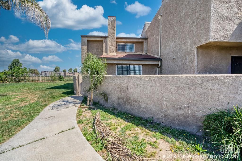 Photo of 3600 O Street #12, Bakersfield, CA 93301 (MLS # 202603186)