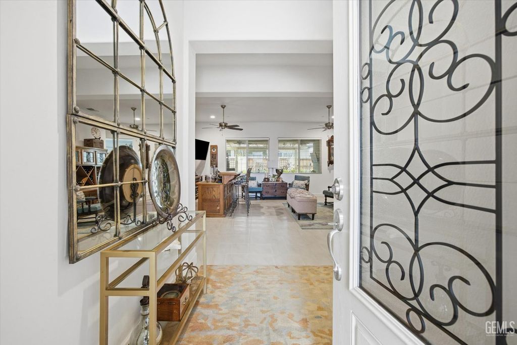 Photo of 9106 Del Palma Drive, Bakersfield, CA 93314 (MLS # 202604153)