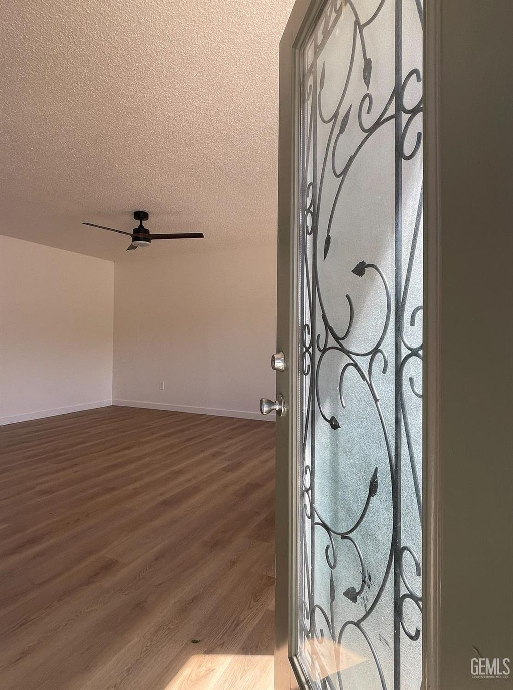 Photo of 217 Bartlett Street, Tehachapi, CA 93561 (MLS # 202603743)