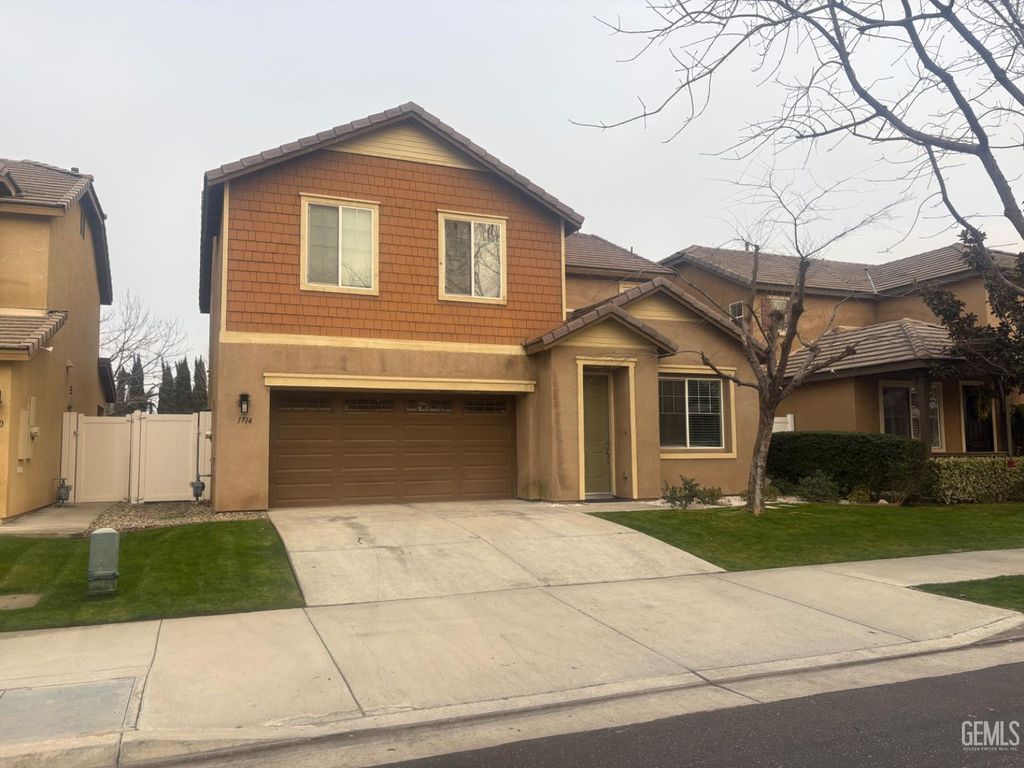 Photo of 1714 Holt Rinehart Avenue, Bakersfield, CA 93311 (MLS # 202600761)