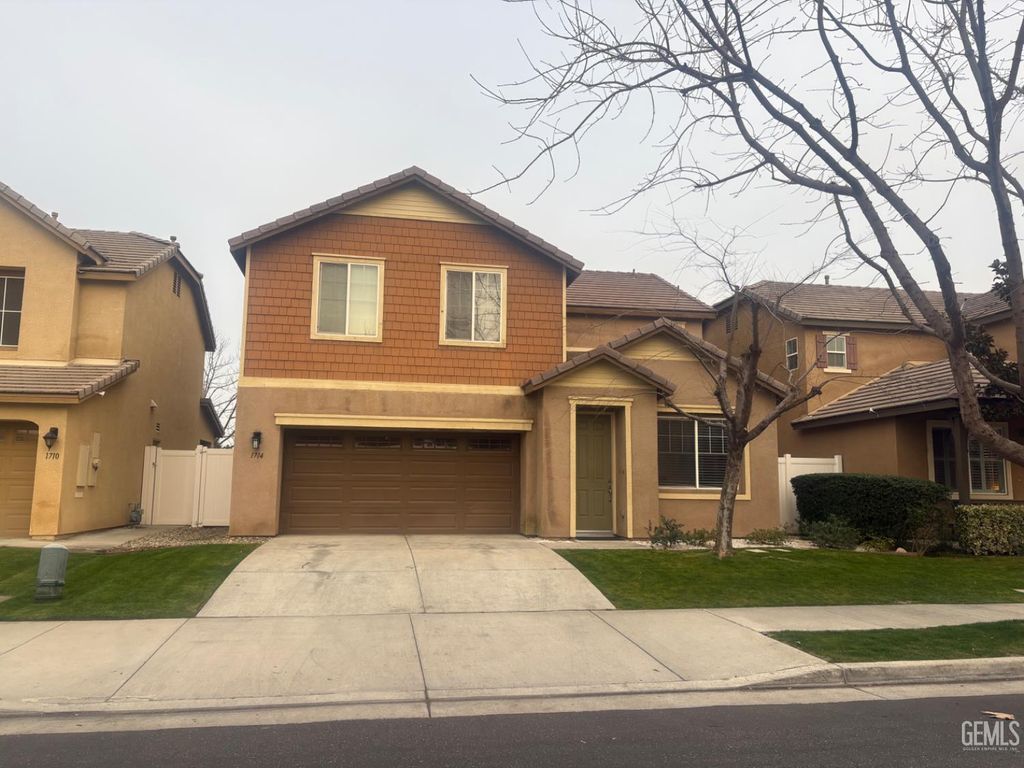 Photo of 1714 Holt Rinehart Avenue, Bakersfield, CA 93311 (MLS # 202600761)
