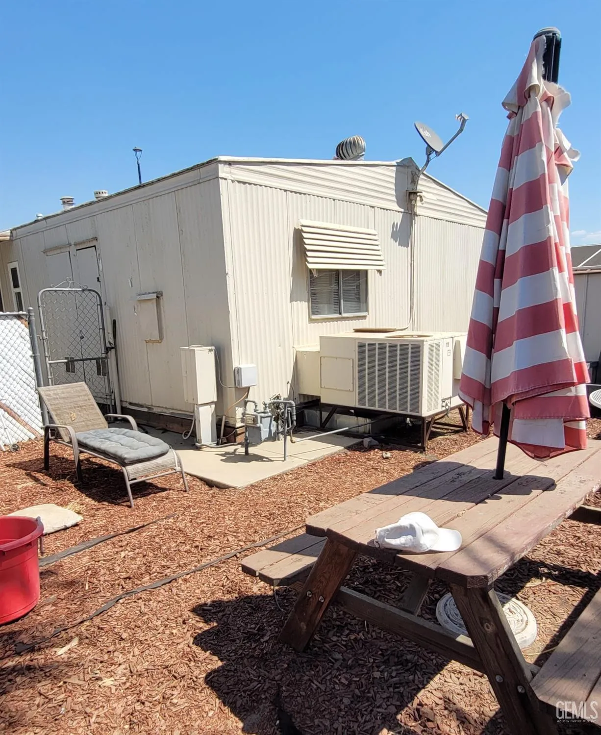 Bakersfield, California 93301, United States, 3 Bedrooms Bedrooms, ,2 BathroomsBathrooms,Residential,Active,204149