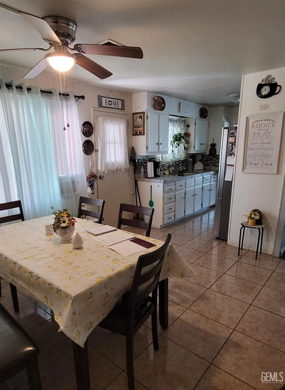 Bakersfield, California 93301, United States, 3 Bedrooms Bedrooms, ,2 BathroomsBathrooms,Residential,Active,204149