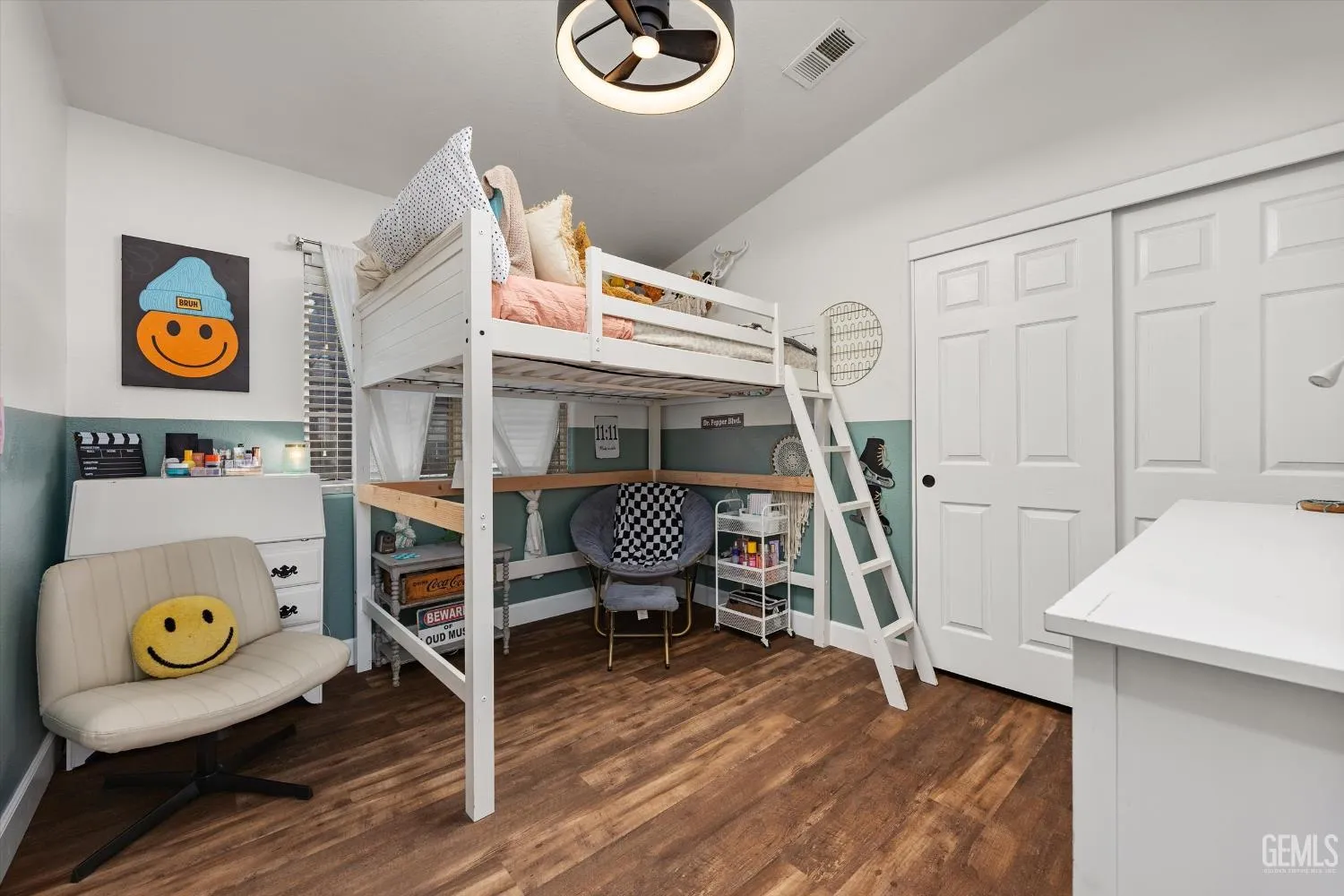 Bakersfield, California 93312, United States, 4 Bedrooms Bedrooms, ,2 BathroomsBathrooms,Residential,Active,181895