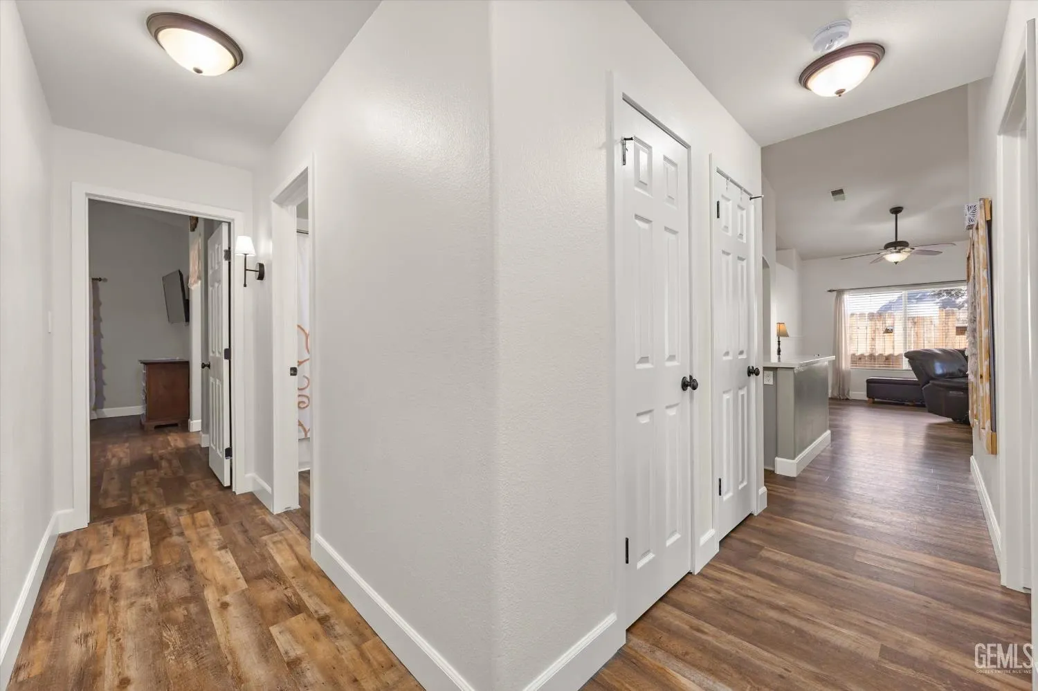 Bakersfield, California 93312, United States, 4 Bedrooms Bedrooms, ,2 BathroomsBathrooms,Residential,Active,181895