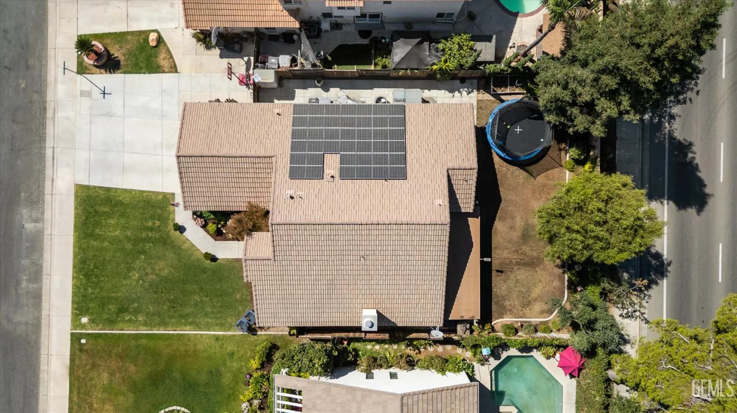 Bakersfield, California 93312, United States, 4 Bedrooms Bedrooms, ,2 BathroomsBathrooms,Residential,Active,181895