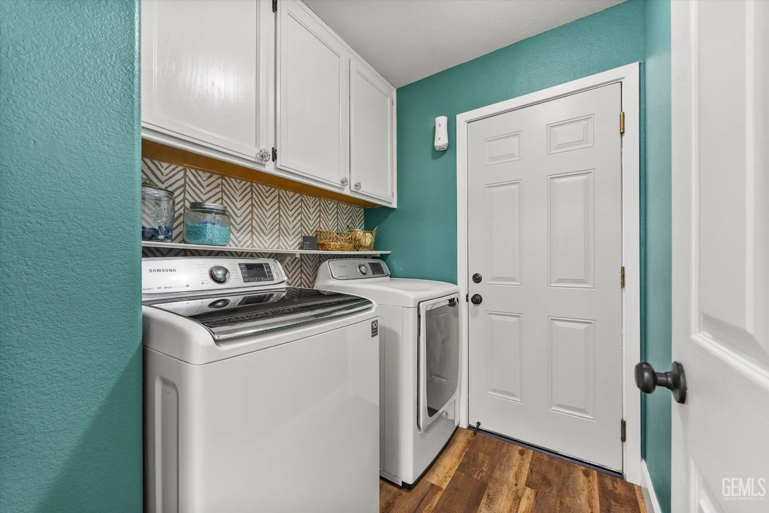 Bakersfield, California 93312, United States, 4 Bedrooms Bedrooms, ,2 BathroomsBathrooms,Residential,Active,181895